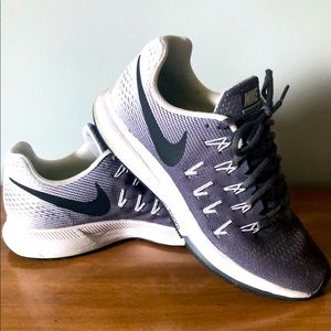 Nike Tennis Shoes